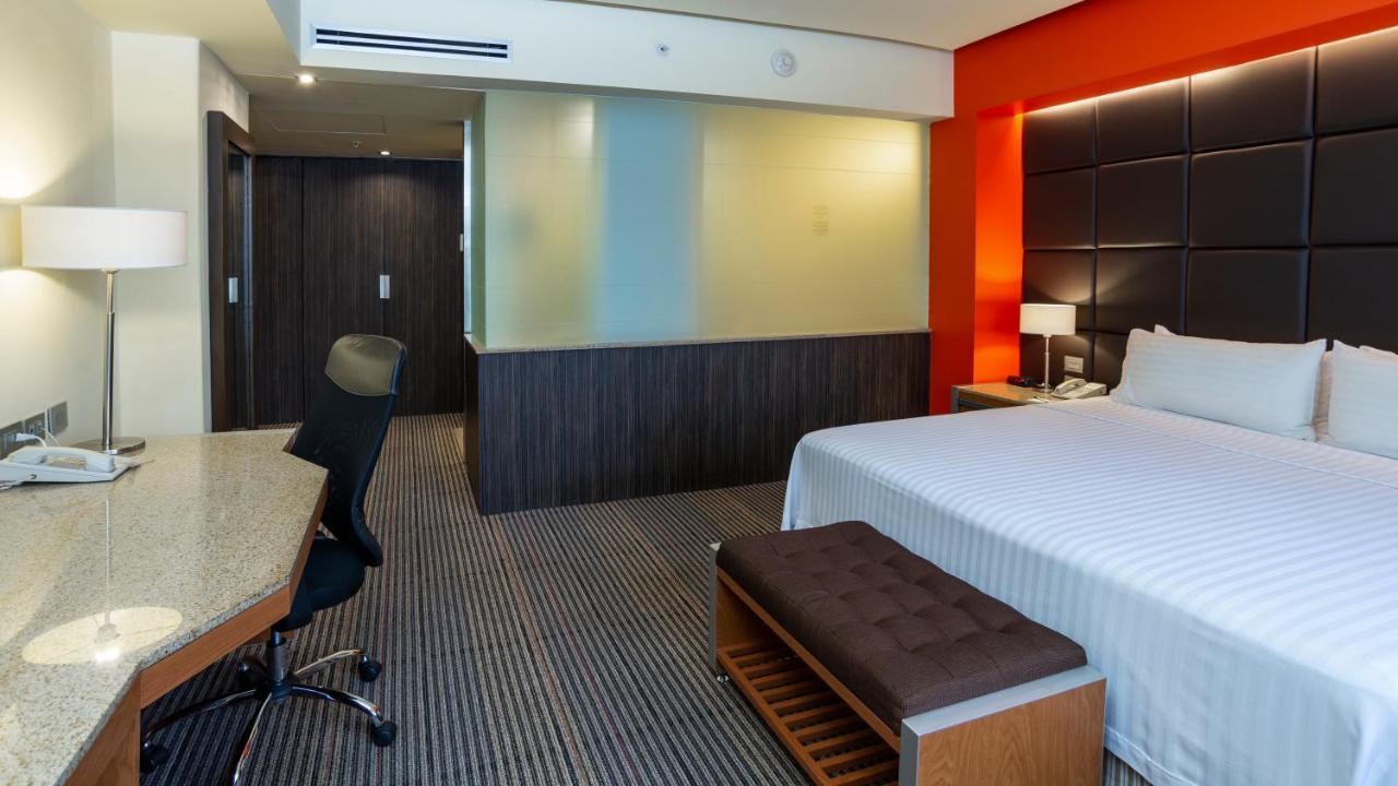 Holiday Inn Mexico City-Plaza Universidad By Ihg Exterior photo